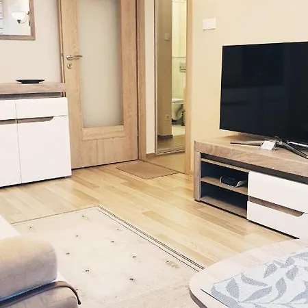 Centre Lutomierska Manufaktura